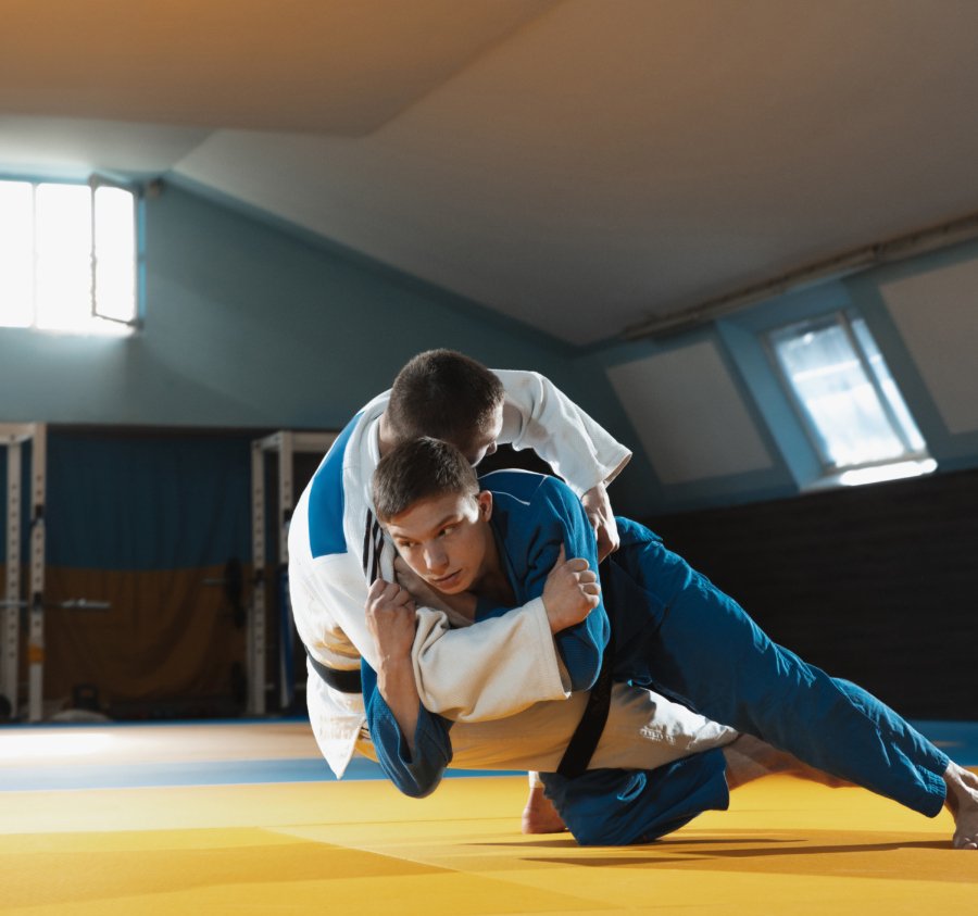 Jiu-Jitsu: El Arte Suave y la Estrategia en el Suelo